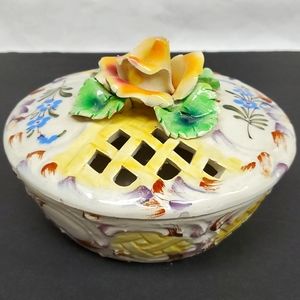 Vintage Italian covered potpourri holder